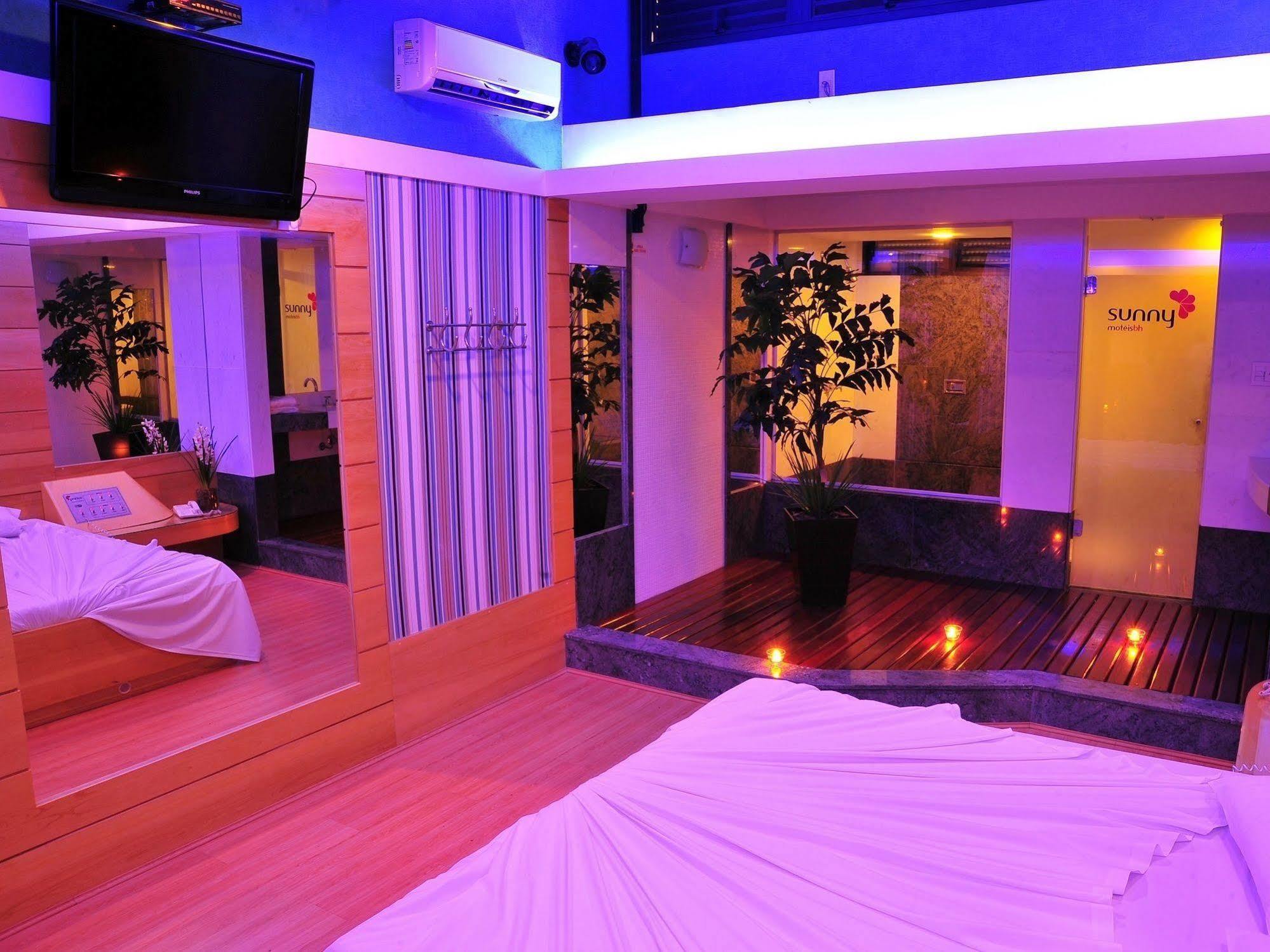 Motel Sunny (Adults Only) Белу-Оризонти Экстерьер фото